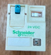  RXM4AB2BD  5 4HO/H3 24B DC   (Schneider Electric)